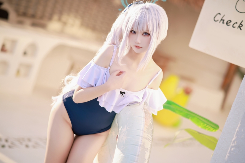 lunana#宫子泳装【20P-88.6MB】
