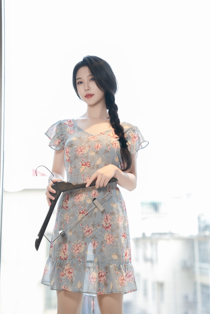 抖娘-利世 – 女裁缝量身定制--2025必看！